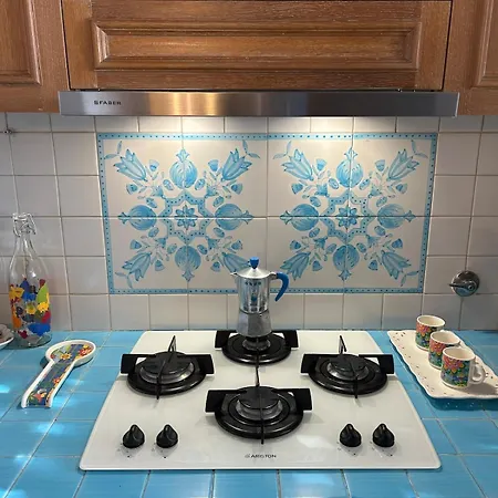 House - アパート *